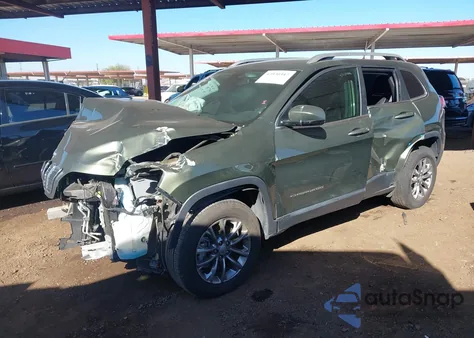 2019 Jeep Cherokee Latitude Plus 4X4 from USA, damaged, VIN 1C4PJMLB2KD212054